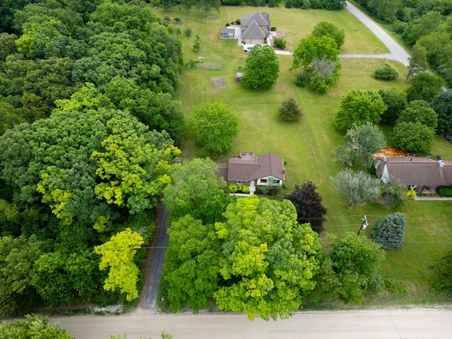 10311 Warner Road, York Twp, MI 48160