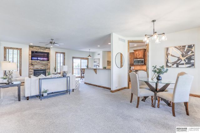 19856 Bellbrook Boulevard, Gretna, NE 68028