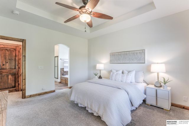 19856 Bellbrook Boulevard, Gretna, NE 68028