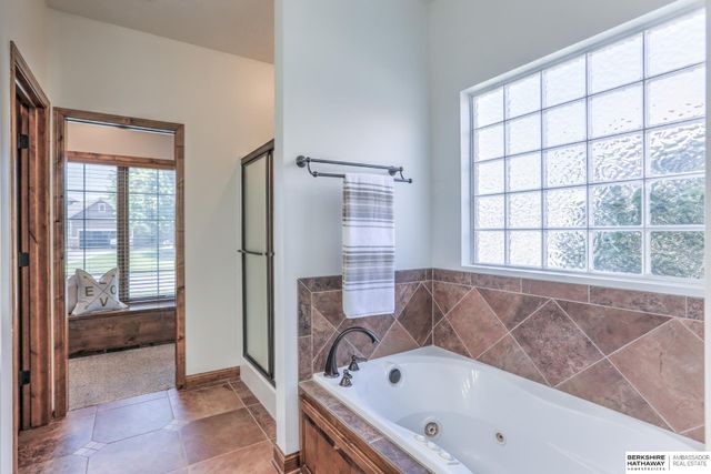 19856 Bellbrook Boulevard, Gretna, NE 68028