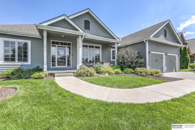 19856 Bellbrook Boulevard, Gretna, NE 68028