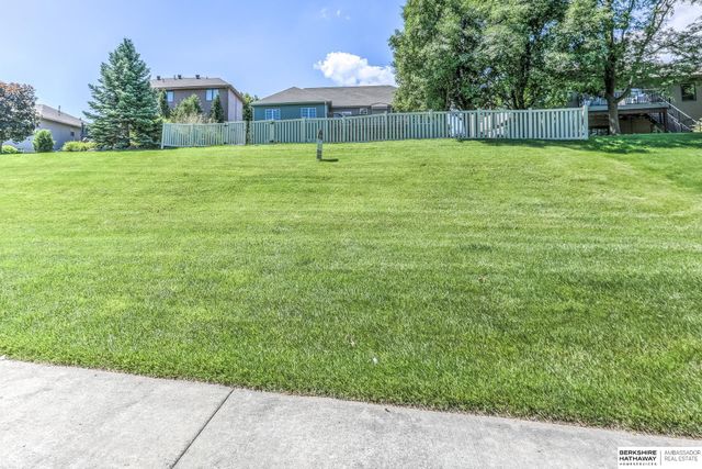 19856 Bellbrook Boulevard, Gretna, NE 68028