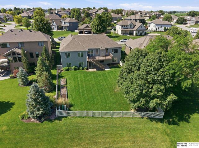 19856 Bellbrook Boulevard, Gretna, NE 68028