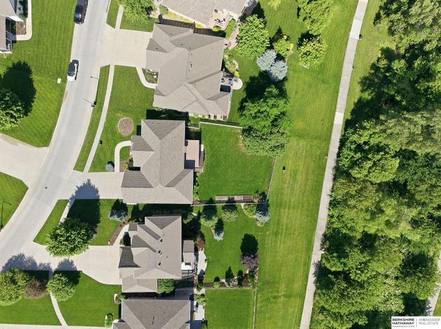 19856 Bellbrook Boulevard, Gretna, NE 68028