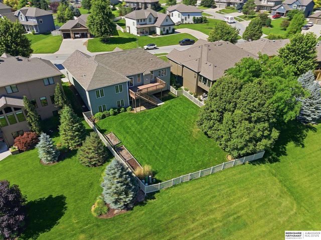 19856 Bellbrook Boulevard, Gretna, NE 68028