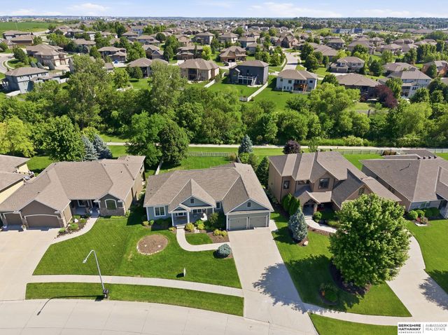 19856 Bellbrook Boulevard, Gretna, NE 68028