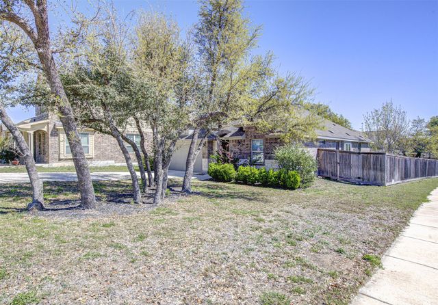 413 Pinnacle View DR, Georgetown, TX 78628