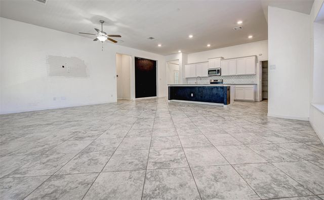 413 Pinnacle View DR, Georgetown, TX 78628