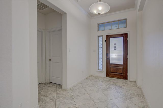 413 Pinnacle View DR, Georgetown, TX 78628