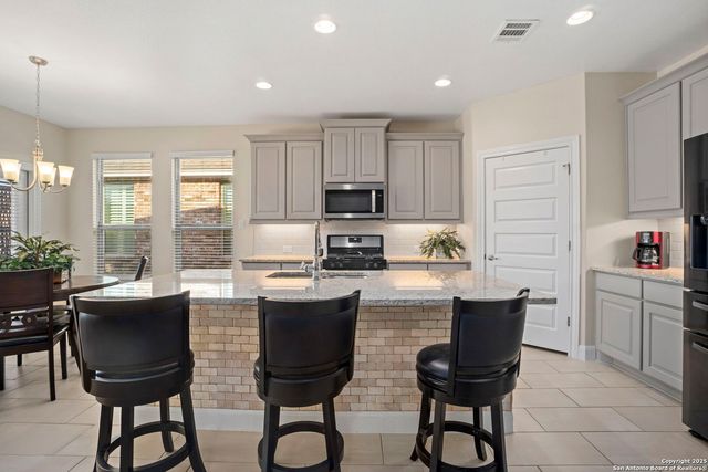 9407 Sundrop Valley, San Antonio, TX 78254