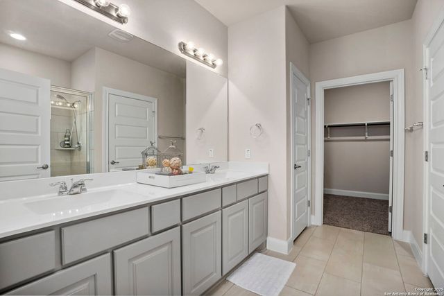 9407 Sundrop Valley, San Antonio, TX 78254