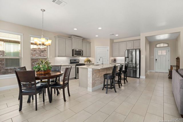 9407 Sundrop Valley, San Antonio, TX 78254