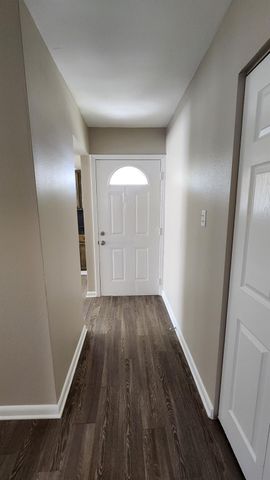 2907 Dragonwick Drive, Houston, TX 77045