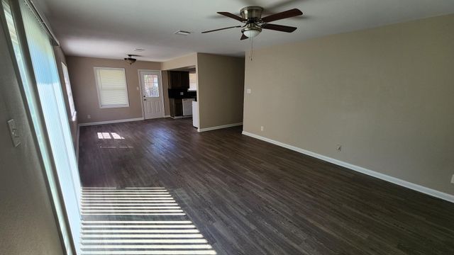 2907 Dragonwick Drive, Houston, TX 77045