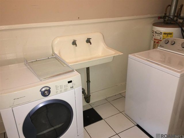2225 Broussard Ave, Baton Rouge, LA 70808