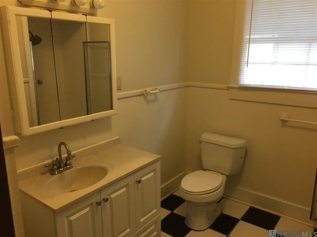 2225 Broussard Ave, Baton Rouge, LA 70808
