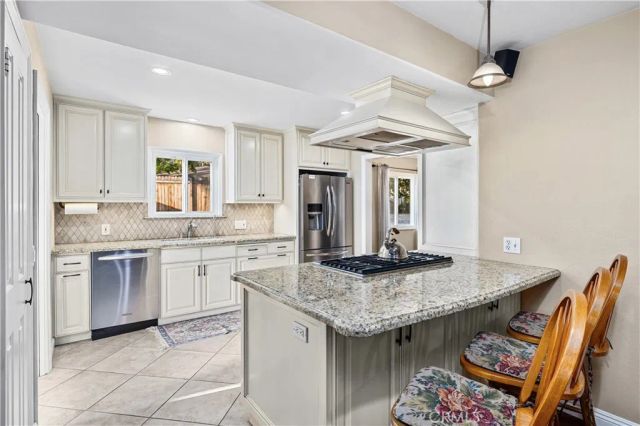 431 N Marcile Avenue, Glendora, CA 91741