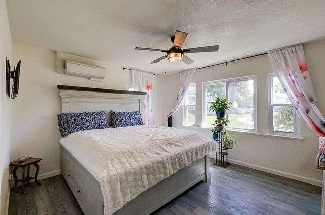 2973 E Simpson Avenue, Fresno, CA 93703