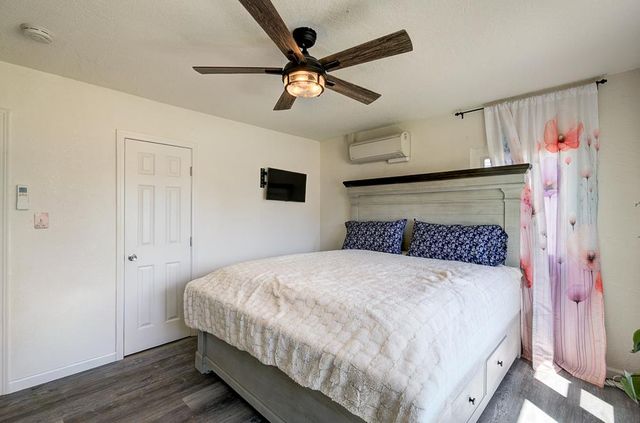 2973 E Simpson Avenue, Fresno, CA 93703