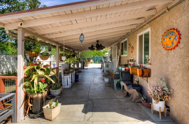 2973 E Simpson Avenue, Fresno, CA 93703