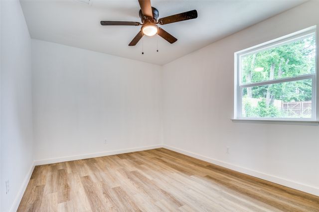 626 Thrush Avenue, Duncanville, TX 75116