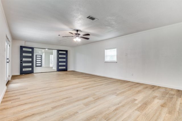 626 Thrush Avenue, Duncanville, TX 75116
