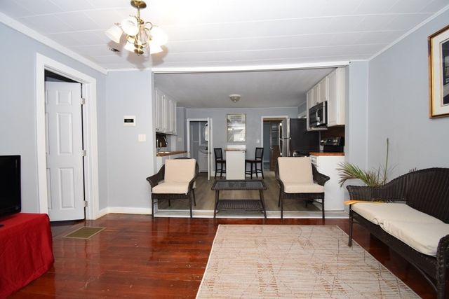 433 Putnam Hill Rd, Sutton, MA 01590