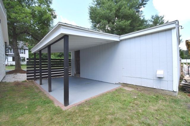 433 Putnam Hill Rd, Sutton, MA 01590
