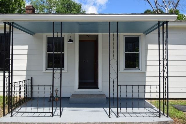 433 Putnam Hill Rd, Sutton, MA 01590