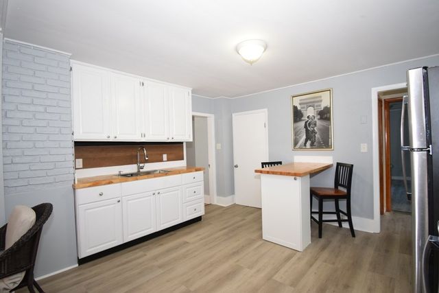 433 Putnam Hill Rd, Sutton, MA 01590