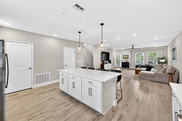 5351 BRIDGE STREET 15, Tampa, FL 33611