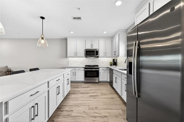 5351 BRIDGE STREET 15, Tampa, FL 33611