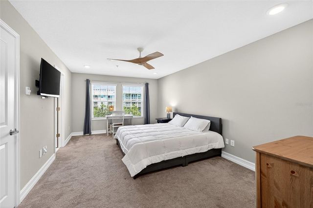 5351 BRIDGE STREET 15, Tampa, FL 33611