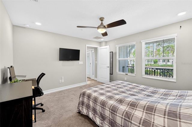 5351 BRIDGE STREET 15, Tampa, FL 33611