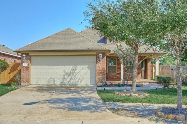 31878 Forest Park Trail, Conroe, TX 77385