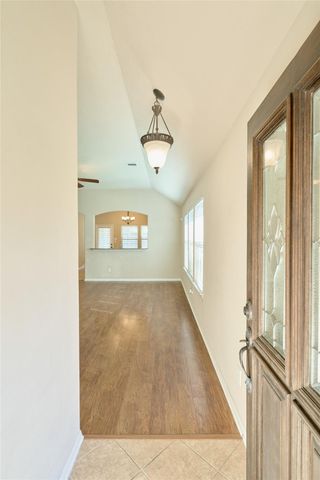 31878 Forest Park Trail, Conroe, TX 77385