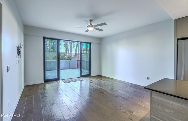 2300 E CAMPBELL Avenue 121, Phoenix, AZ 85016