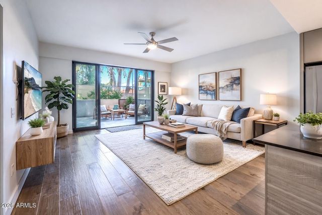 2300 E CAMPBELL Avenue 121, Phoenix, AZ 85016