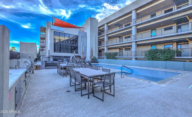 2300 E CAMPBELL Avenue 121, Phoenix, AZ 85016