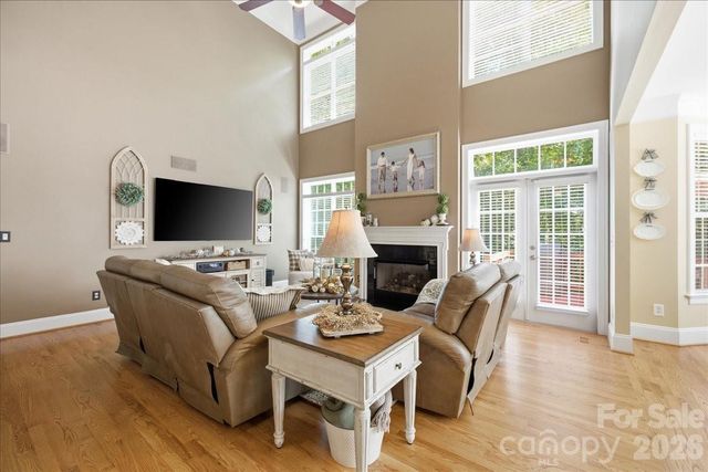 5817 Cross Point Court, Waxhaw, NC 28173