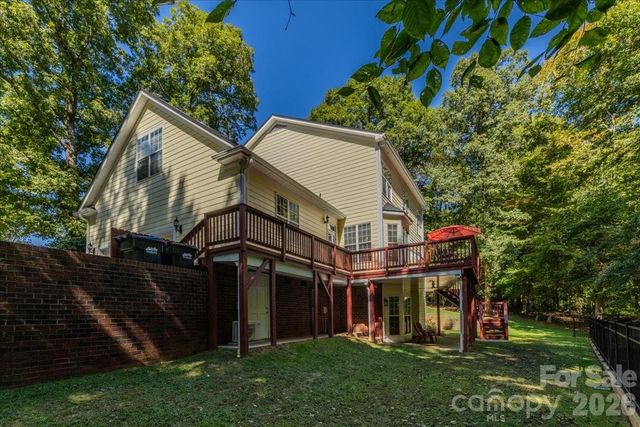 5817 Cross Point Court, Waxhaw, NC 28173