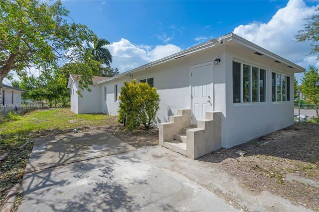 667 NW 14th Street, Florida City, FL 33034