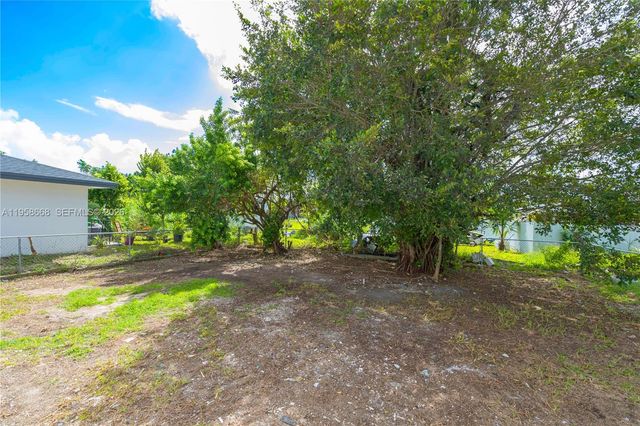 667 NW 14th Street, Florida City, FL 33034