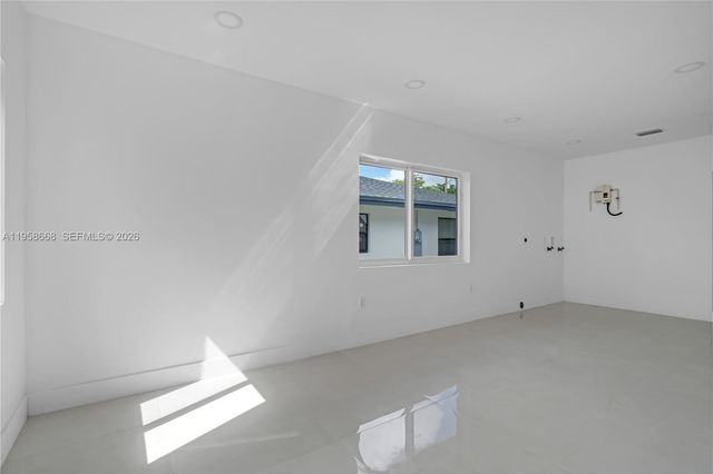 667 NW 14th Street, Florida City, FL 33034