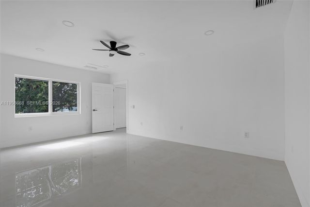 667 NW 14th Street, Florida City, FL 33034