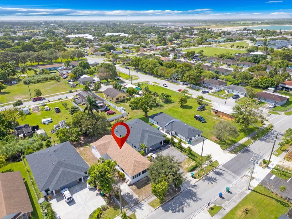 667 NW 14th Street, Florida City, FL 33034