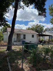 106 barton, San Antonio, TX 78225