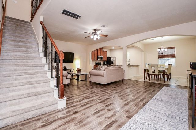 2818 Windy Thicket Lane, Houston, TX 77082