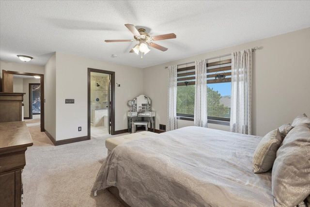 10057 Raleigh Court, Woodbury, MN 55129