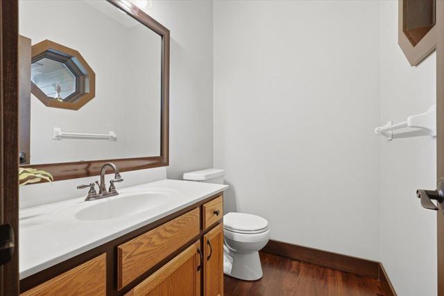 10057 Raleigh Court, Woodbury, MN 55129